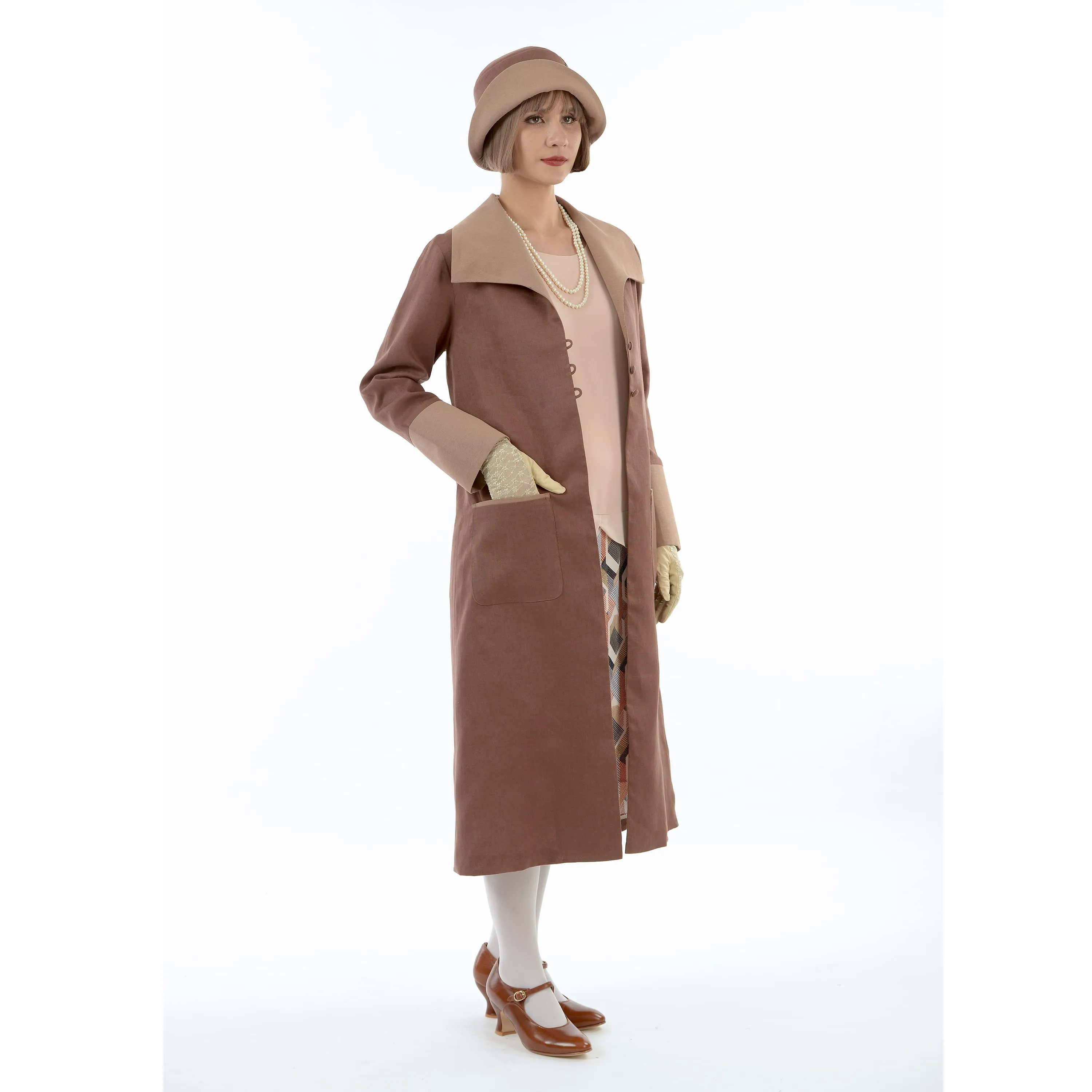2-toned dark brown linen 1920s coat with wing collar