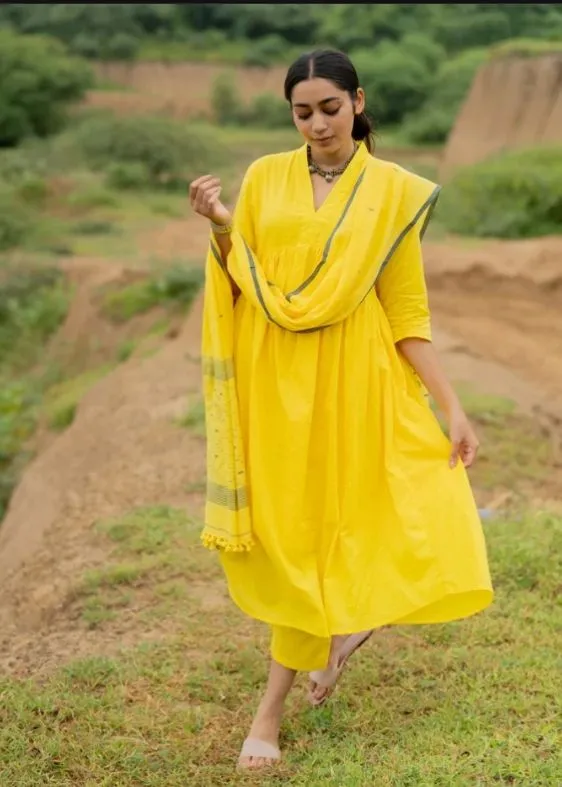 Daffodil Kurta Set with Dupatta