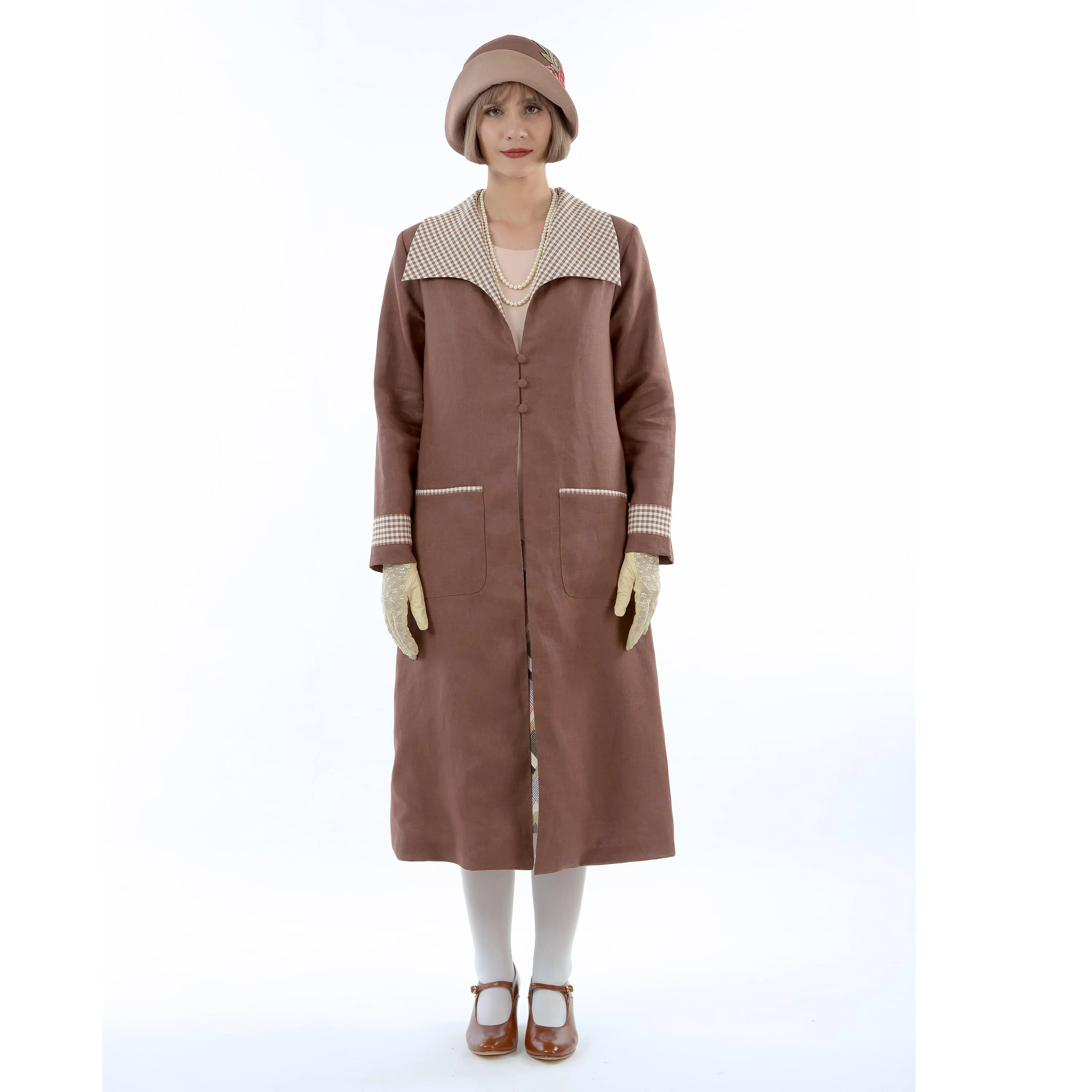 Dark brown linen 1920s coat with white/brown plaid collar