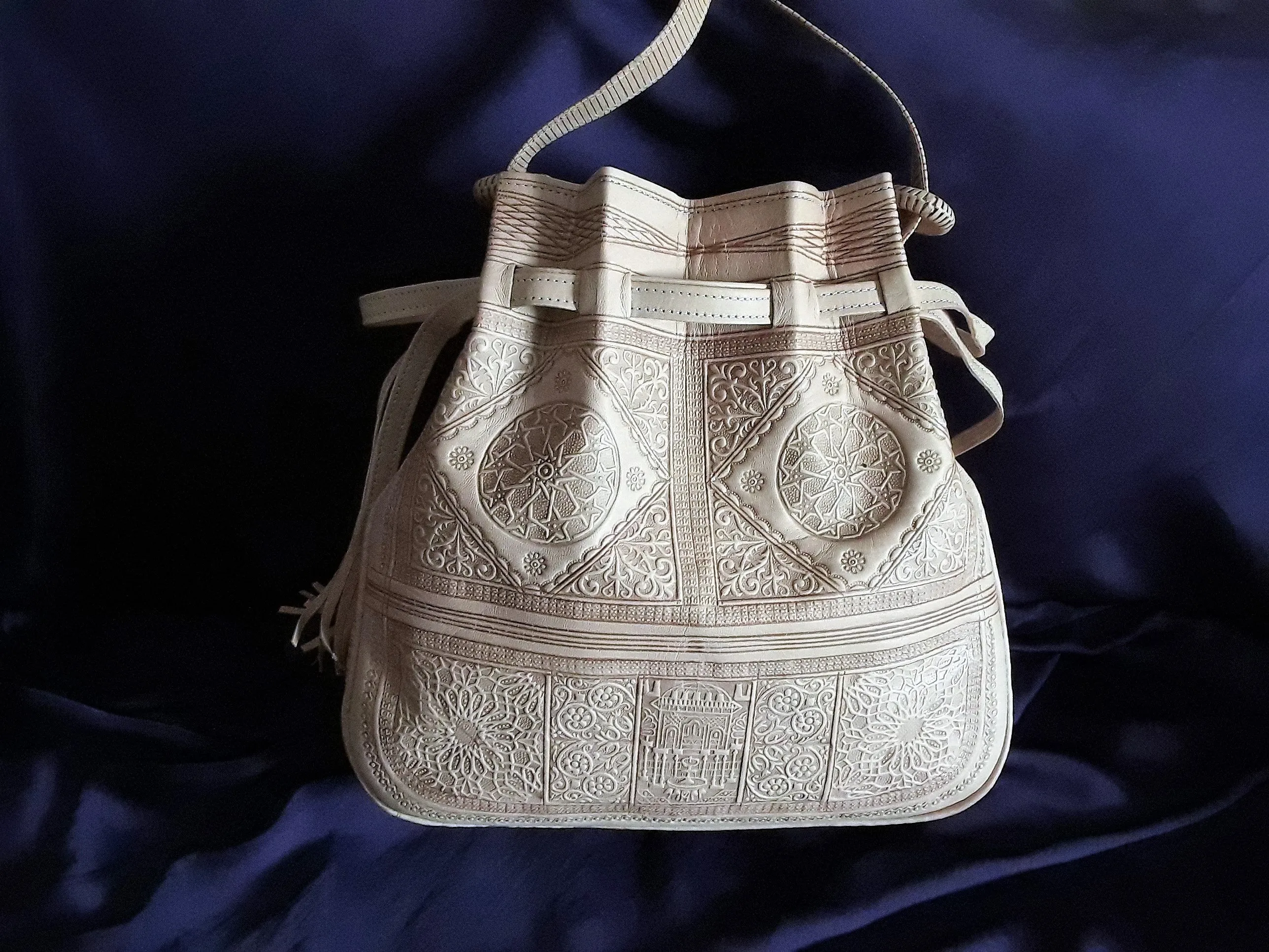 Heritage Tote - Natural - Camel