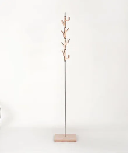 Mad Tom Coat Hanger