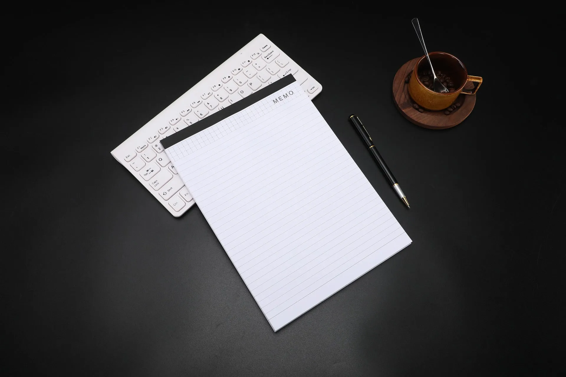 Multifunctional folder board