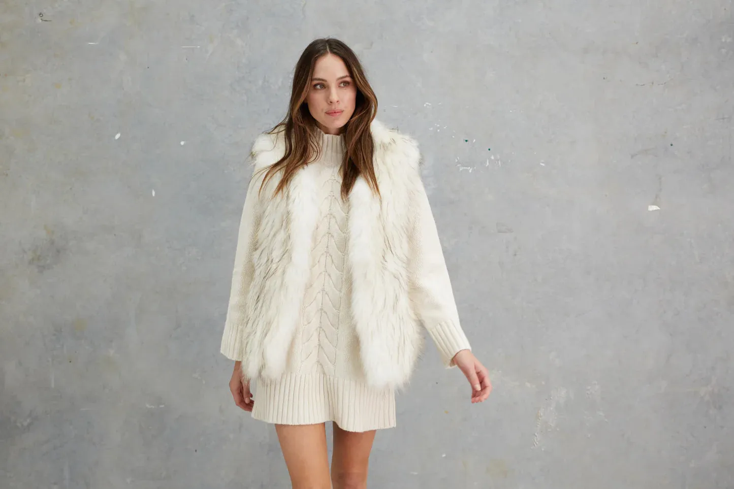 Neesa Raccoon Vest - White Cloud